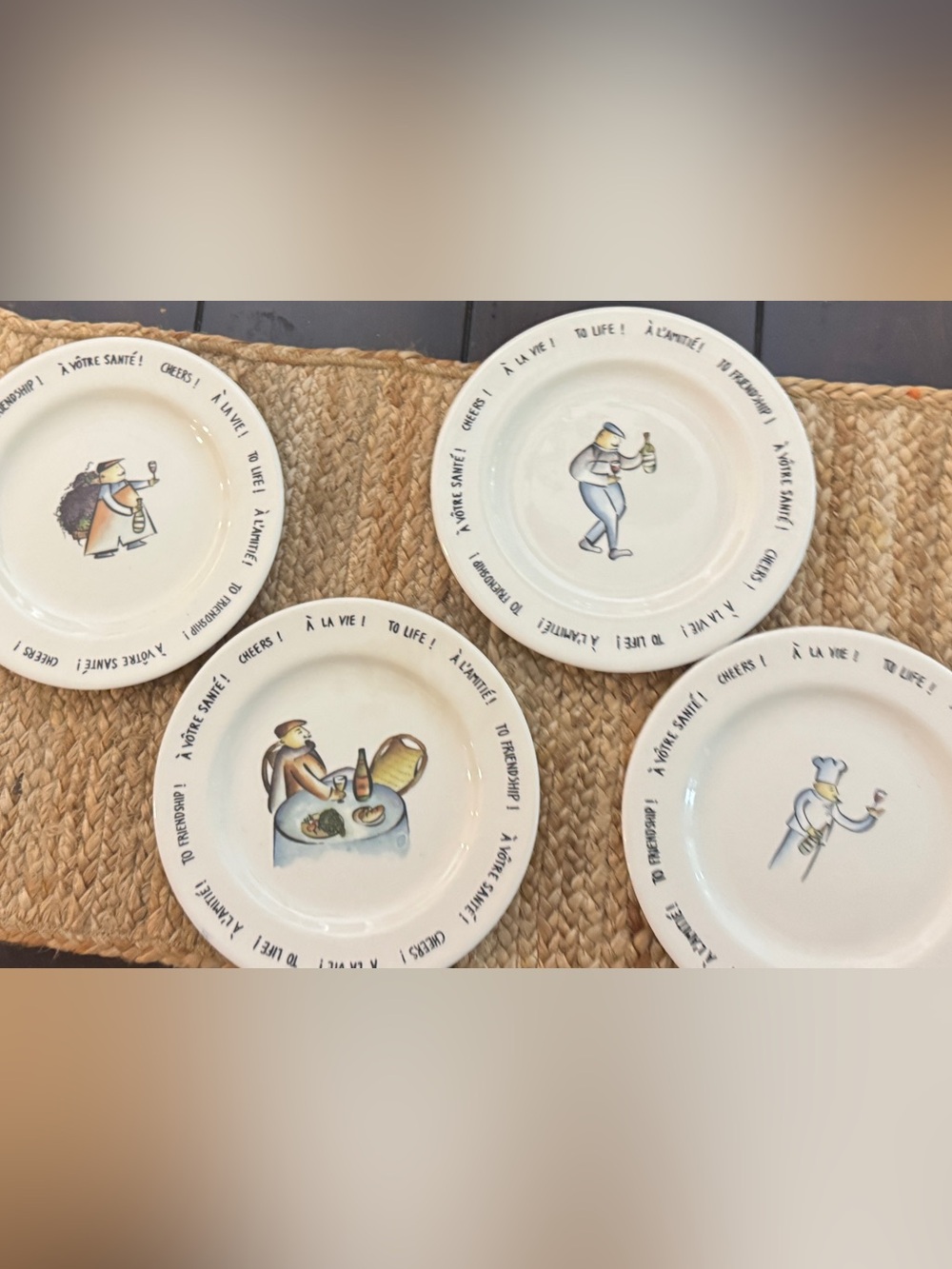 Pottery Barn Rosanna Bordeaux Plates Set of 4 French Wine Appetizer Salad Italy - Picture 2 of 10